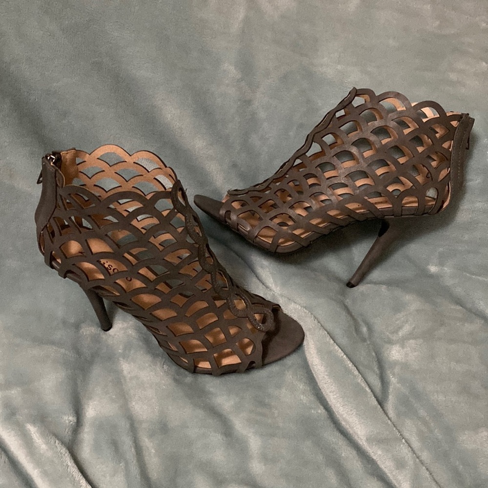 Charcoal Grey Zigi Soho Open toe Bootie size 8.5